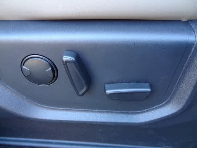 Thumbnail: 2023 Ford Expedition - 19