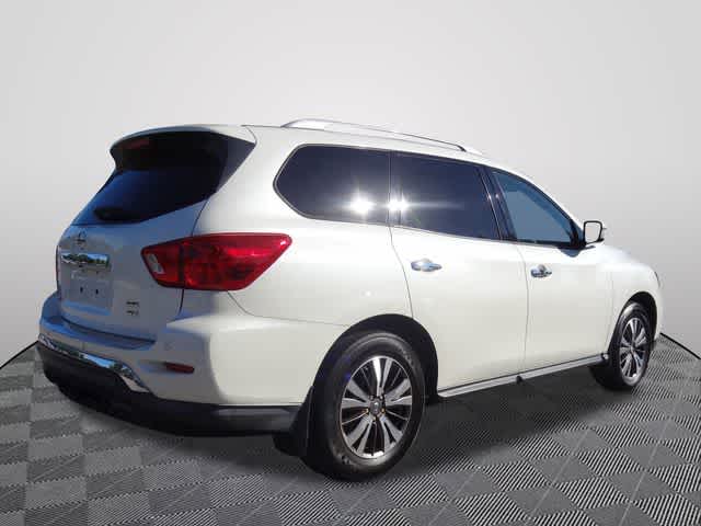 Thumbnail: 2017 Nissan Pathfinder - 2