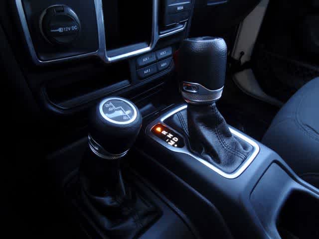 Thumbnail: 2021 Jeep Wrangler - 24