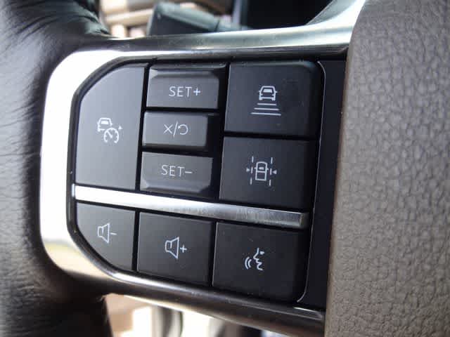 Thumbnail: 2022 Ford Expedition - 23