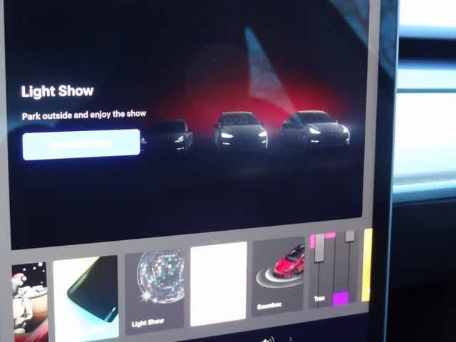 Thumbnail: 2023 Tesla Model 3 - 32