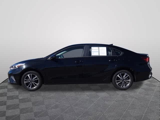 Thumbnail: 2023 Kia Forte - 2
