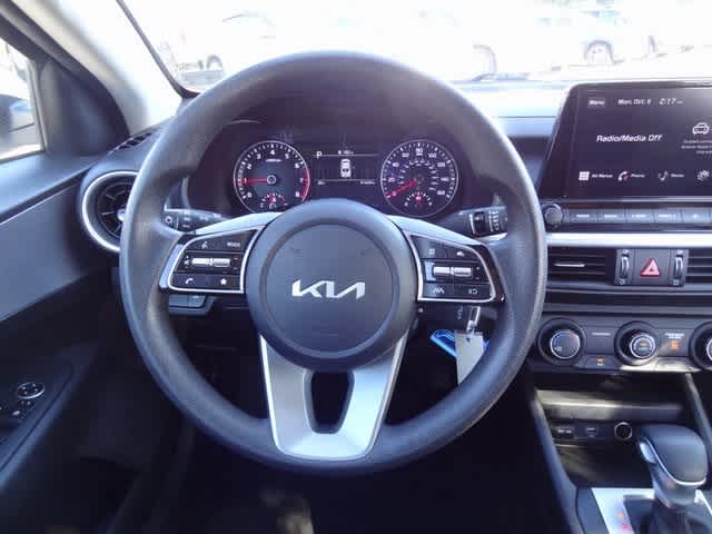 Thumbnail: 2023 Kia Forte - 11