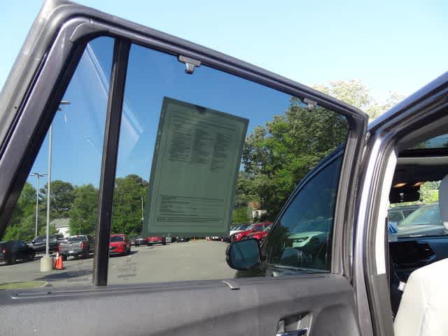 Thumbnail: 2019 Honda Pilot - 10