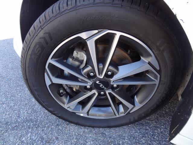 Thumbnail: 2023 Kia Forte - 27