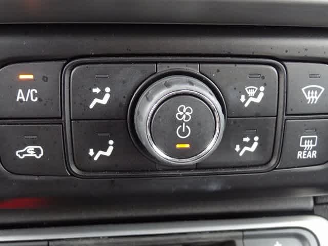 Thumbnail: 2023 GMC Acadia - 34