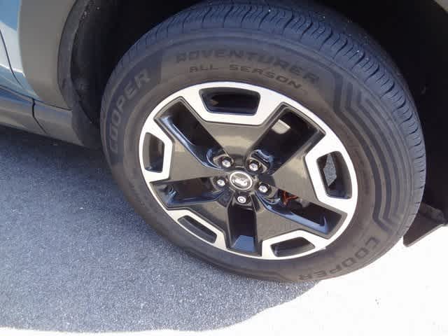 Thumbnail: 2022 Ford Bronco Sport - 12