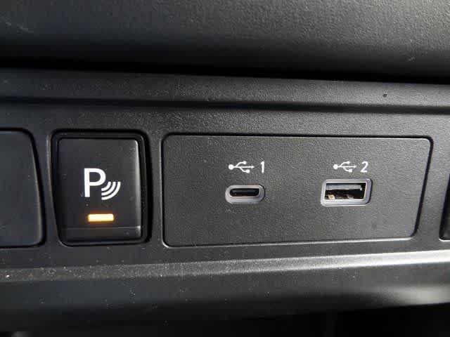 Thumbnail: 2024 Nissan Frontier - 30