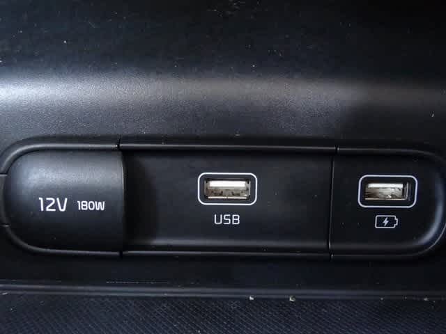 Thumbnail: 2022 Kia K5 - 26