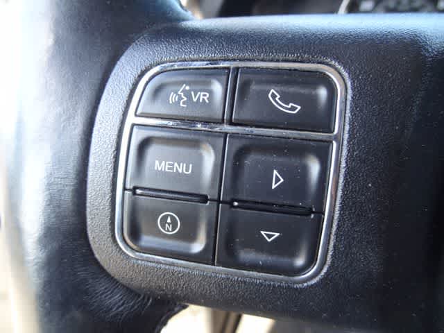 Thumbnail: 2017 Jeep Wrangler - 17