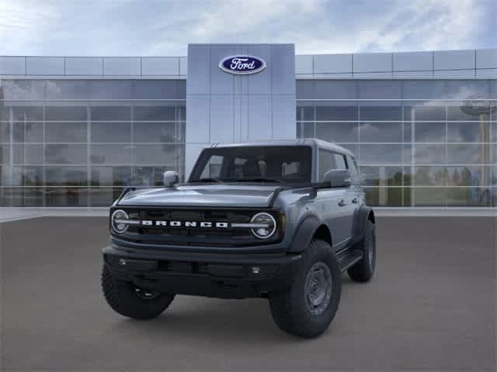 New 2025 Ford Bronco Outer Banks SUV