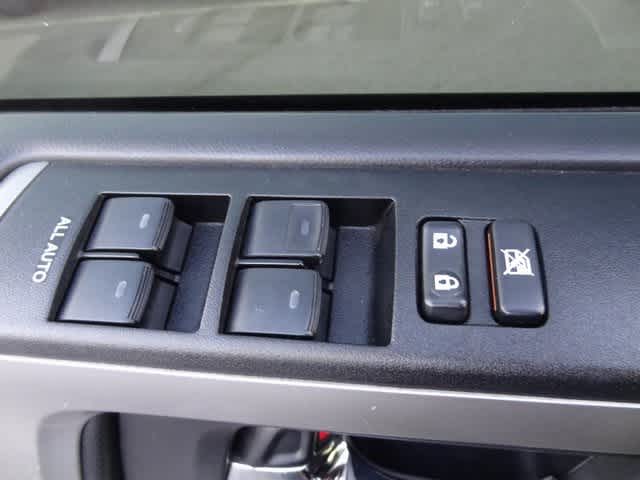 Thumbnail: 2020 Toyota 4Runner - 15