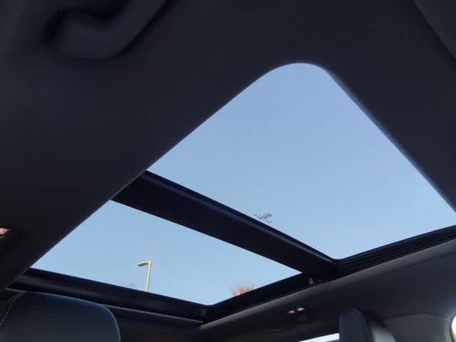 Thumbnail: 2023 Ford Explorer - 19