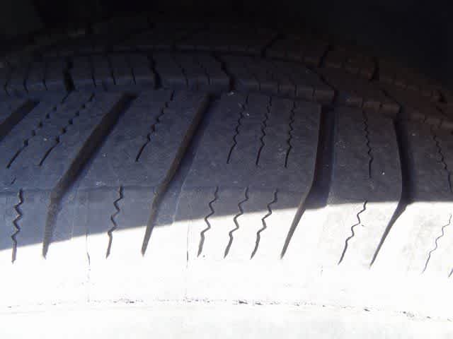 Thumbnail: 2017 Ford Explorer - 16