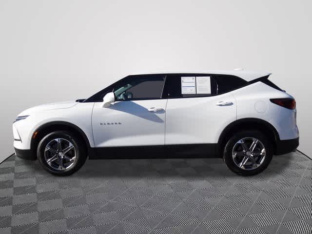 Thumbnail: 2023 Chevrolet Blazer - 2
