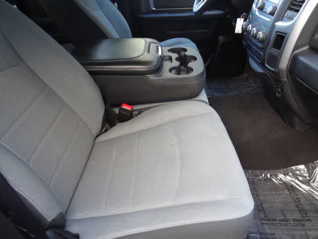 Thumbnail: 2024 RAM 1500 Classic - 12