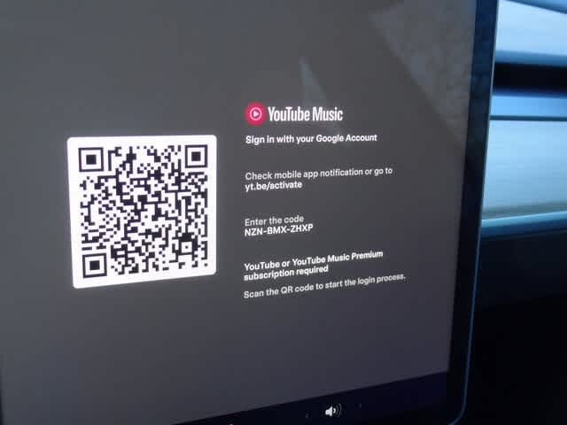 Thumbnail: 2023 Tesla Model 3 - 31