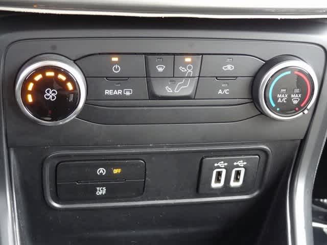 Thumbnail: 2018 Ford EcoSport - 20