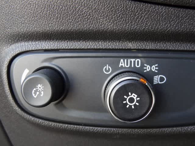 Thumbnail: 2024 Chevrolet Equinox - 16