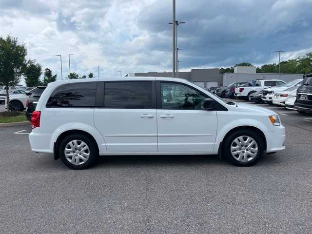 Thumbnail: 2015 Dodge Grand Caravan - 6