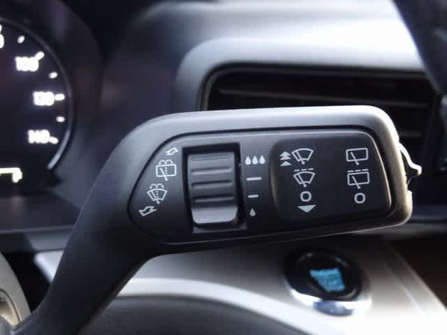 Thumbnail: 2022 Ford Explorer - 23