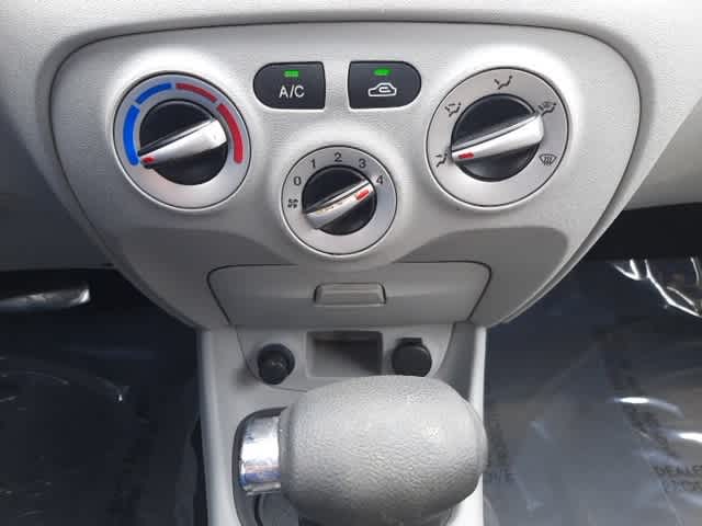 2009 Hyundai Accent GLS 18