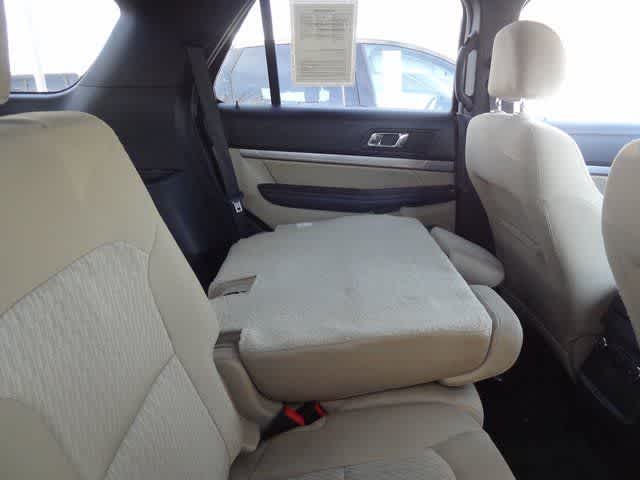 Thumbnail: 2017 Ford Explorer - 11