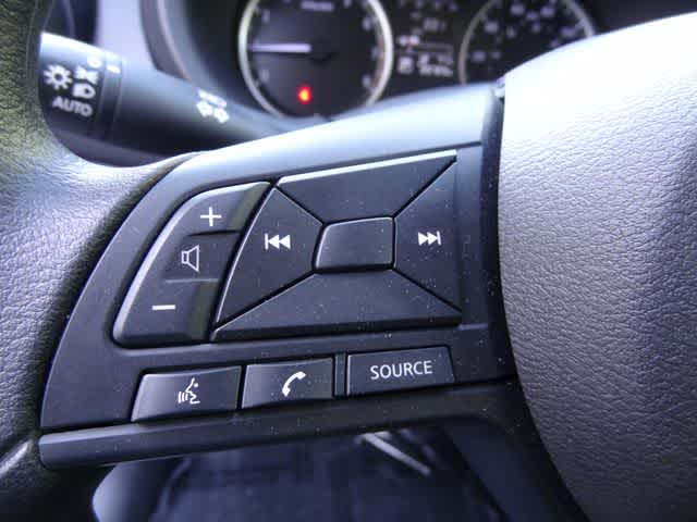 Thumbnail: 2023 Nissan Kicks - 16