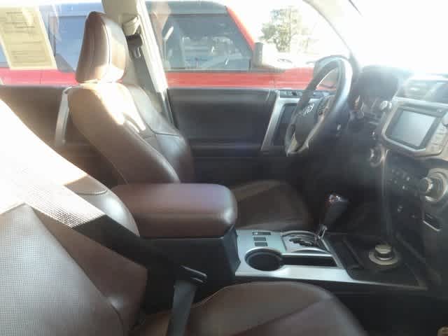 Thumbnail: 2018 Toyota 4Runner - 10