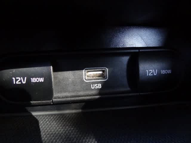 Thumbnail: 2023 Kia Forte - 25