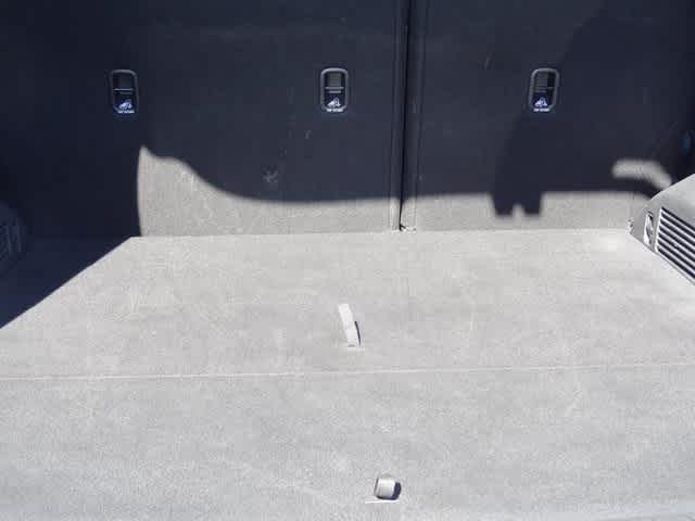 Thumbnail: 2023 Hyundai Santa Fe - 9