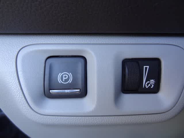 Thumbnail: 2023 GMC Acadia - 21