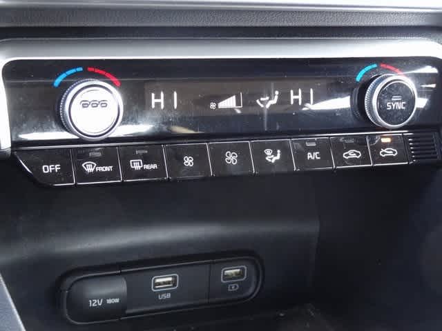 Thumbnail: 2022 Kia K5 - 25