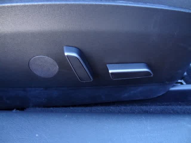 Thumbnail: 2023 Tesla Model 3 - 15