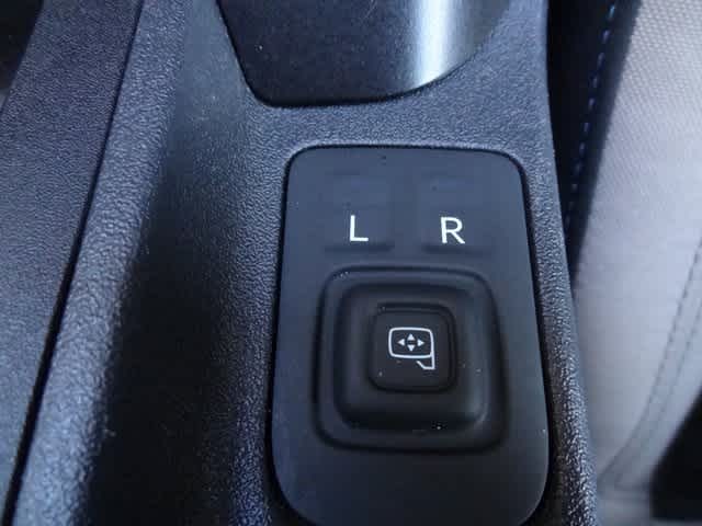 Thumbnail: 2022 Ford Bronco - 33