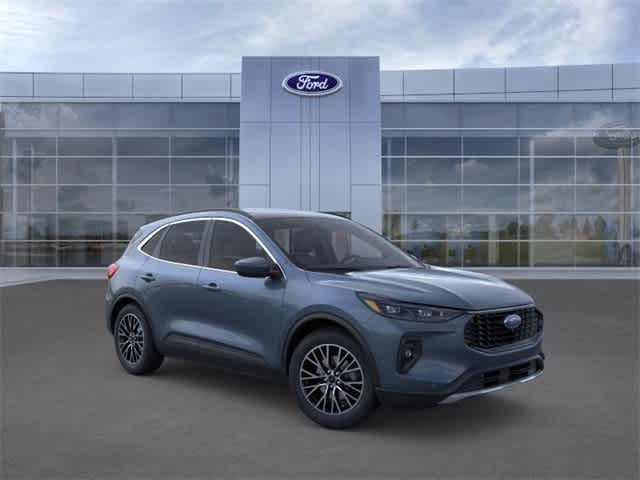 Thumbnail: 2025 Ford Escape - 7