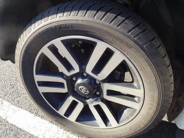 Thumbnail: 2018 Toyota 4Runner - 14