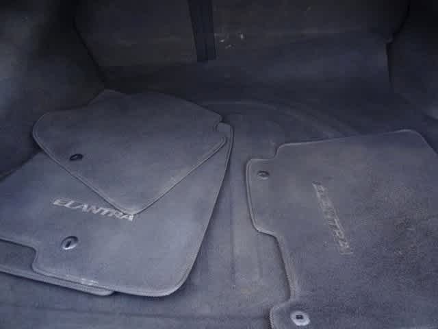 Thumbnail: 2014 Hyundai Elantra - 8