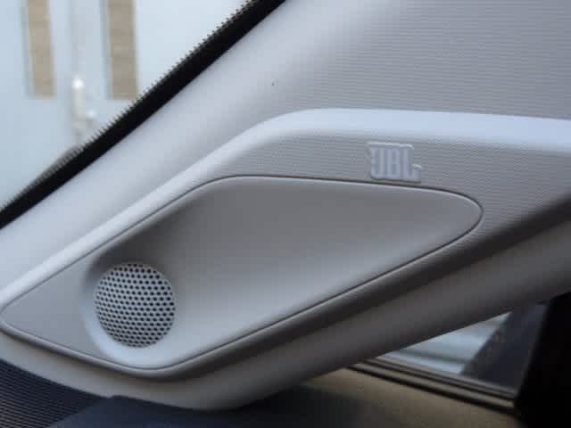 Thumbnail: 2020 Toyota RAV4 - 32