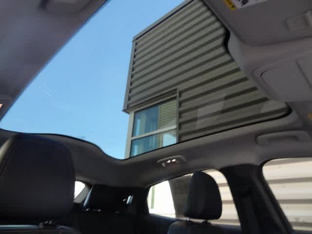 Thumbnail: 2021 Ford Mustang Mach-E - 18