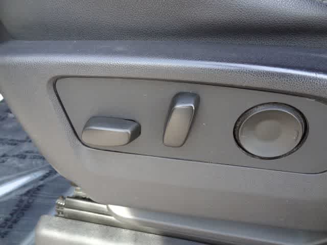 Thumbnail: 2024 GMC Sierra 1500 - 16