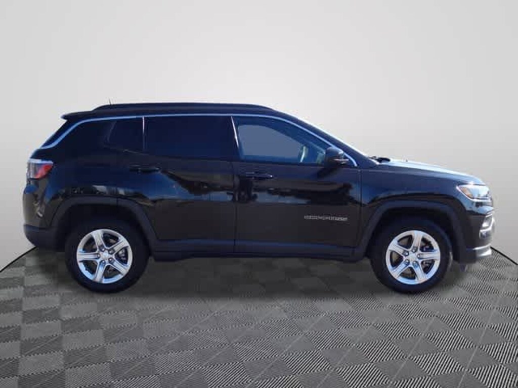 Certified 2024 Jeep Compass Latitude SUV