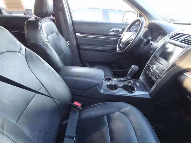 Thumbnail: 2018 Ford Explorer - 7