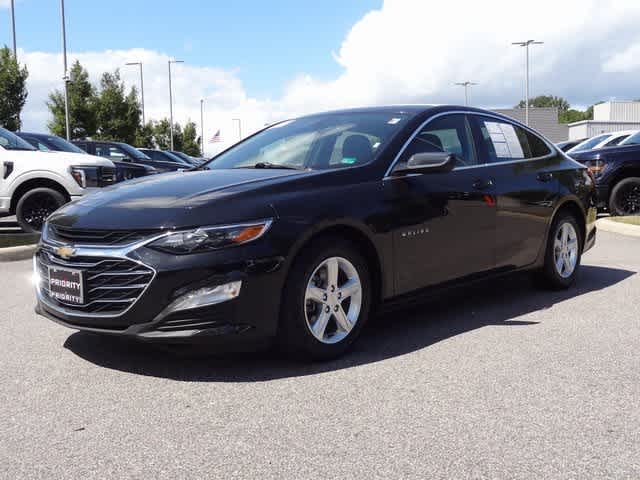 Thumbnail: 2022 Chevrolet Malibu - 1