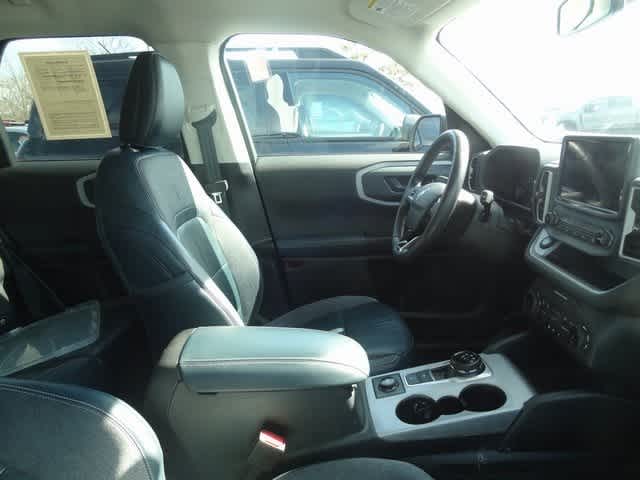 Thumbnail: 2022 Ford Bronco Sport - 8