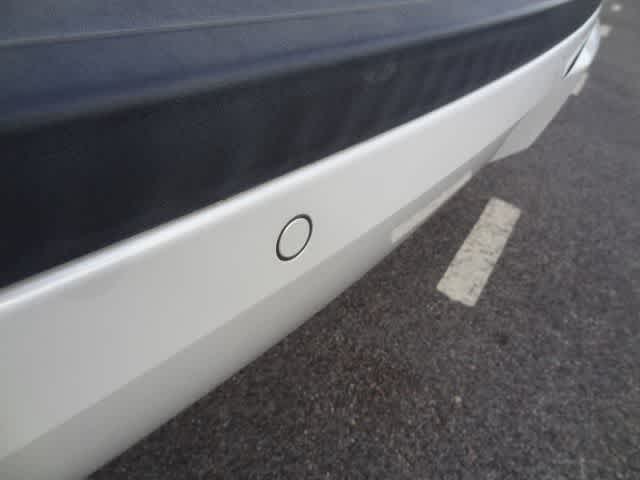 Thumbnail: 2016 Cadillac Escalade - 21