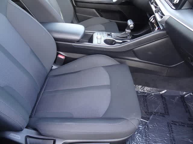 Thumbnail: 2022 Kia K5 - 12