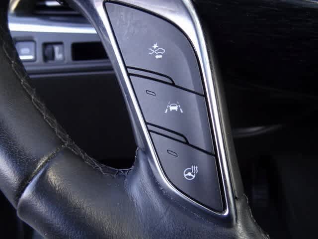 Thumbnail: 2023 Cadillac XT5 - 20