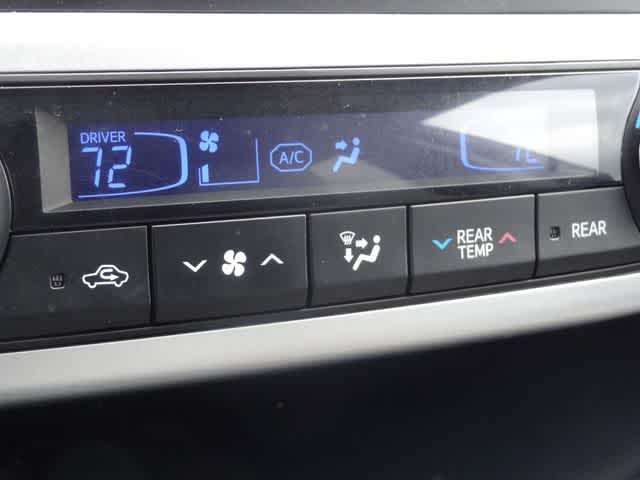 Thumbnail: 2016 Toyota Highlander - 37