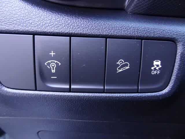 Thumbnail: 2022 Hyundai Kona - 15